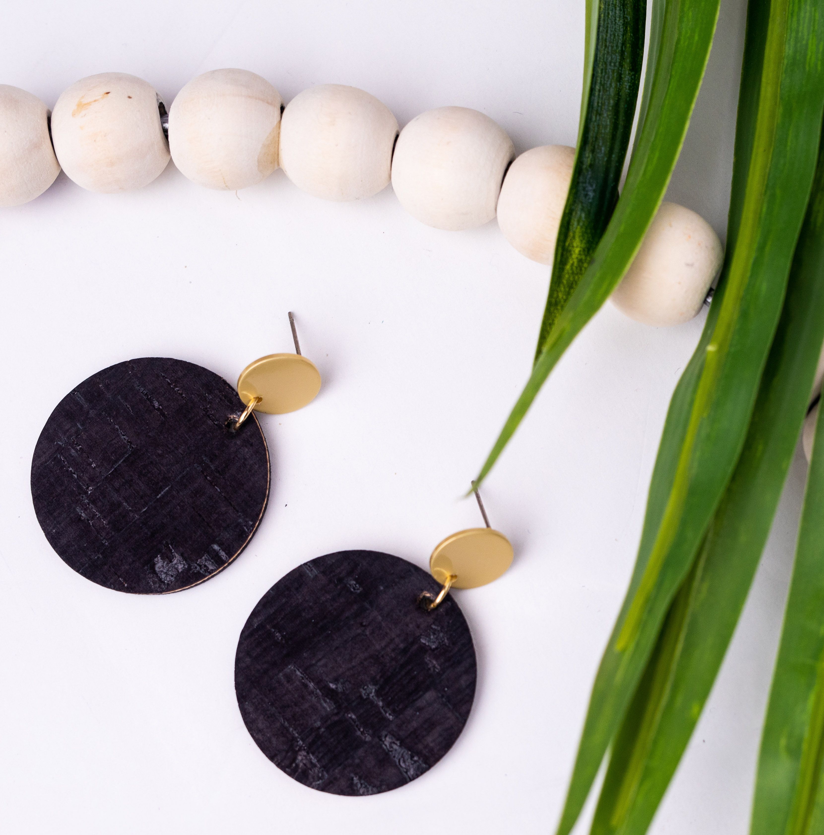 Black Large Circle with Gold