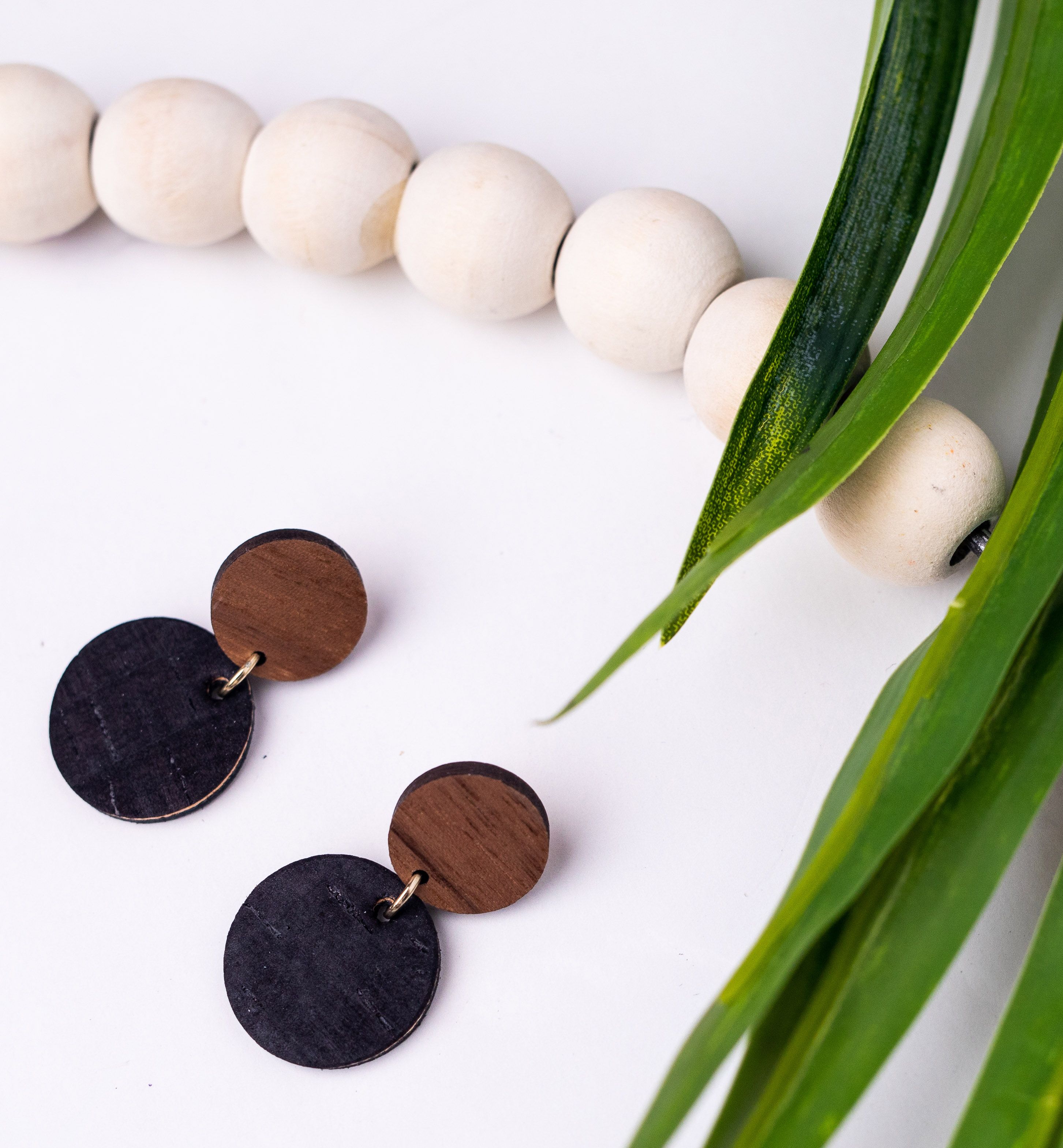 Black Small Circle with Wood