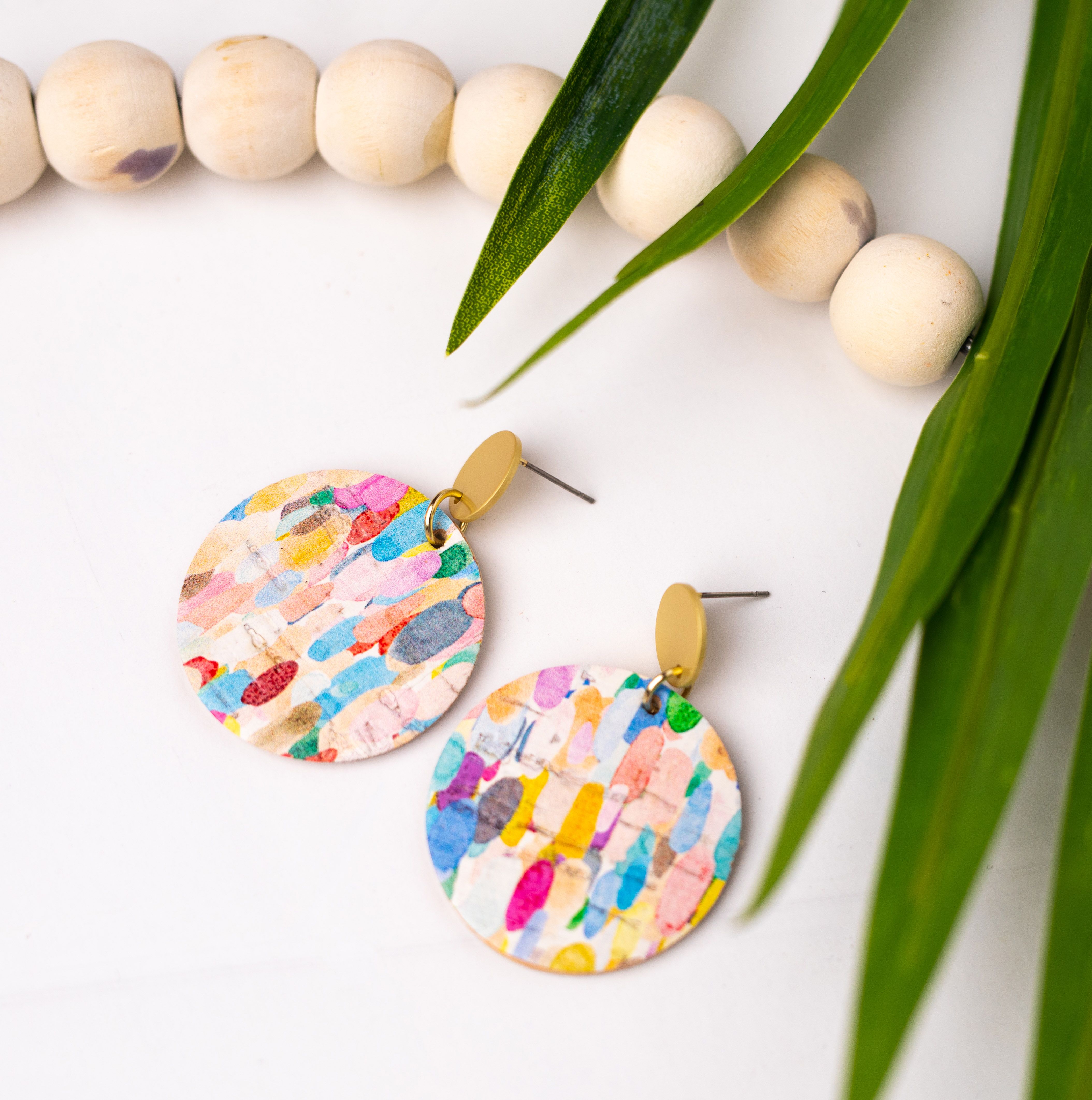 Confetti Large Circle with Gold