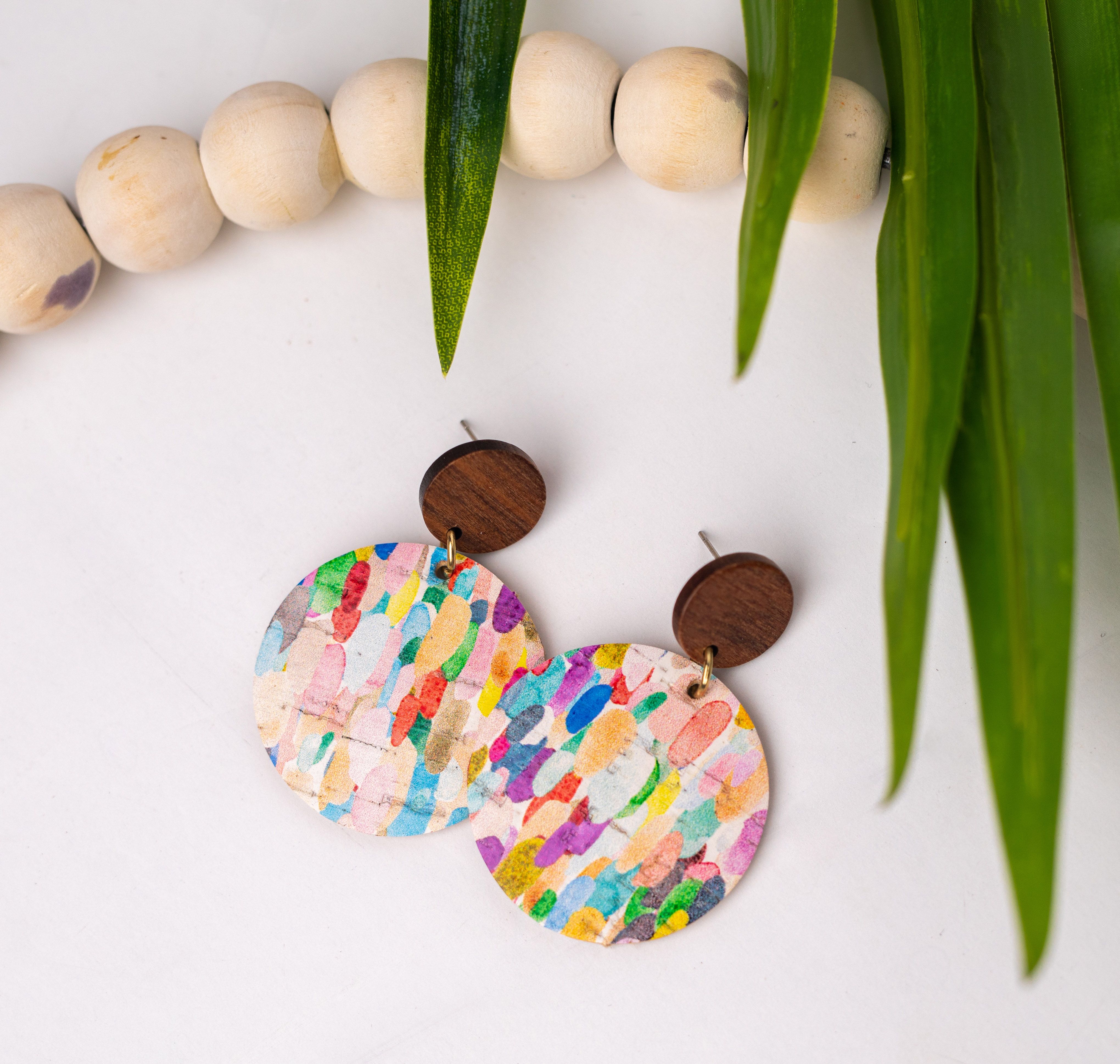 Confetti Large Circle with Wood